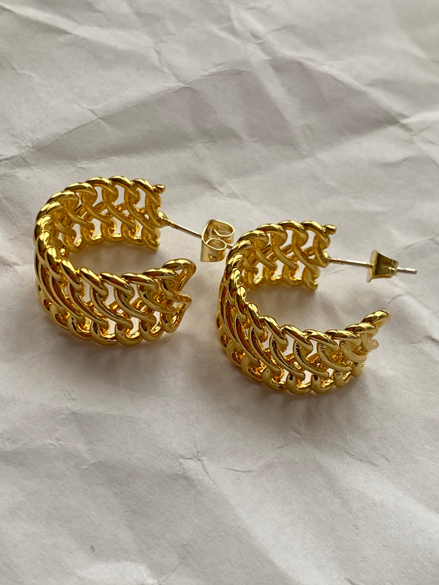 Lucy Hoop Earrings